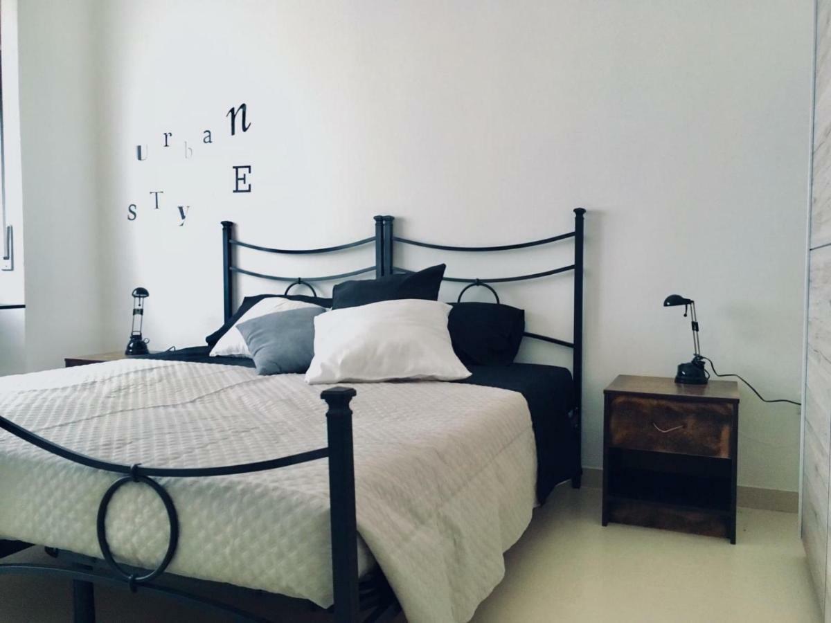 Heidi'S Apartment アルゲーロ エクステリア 写真